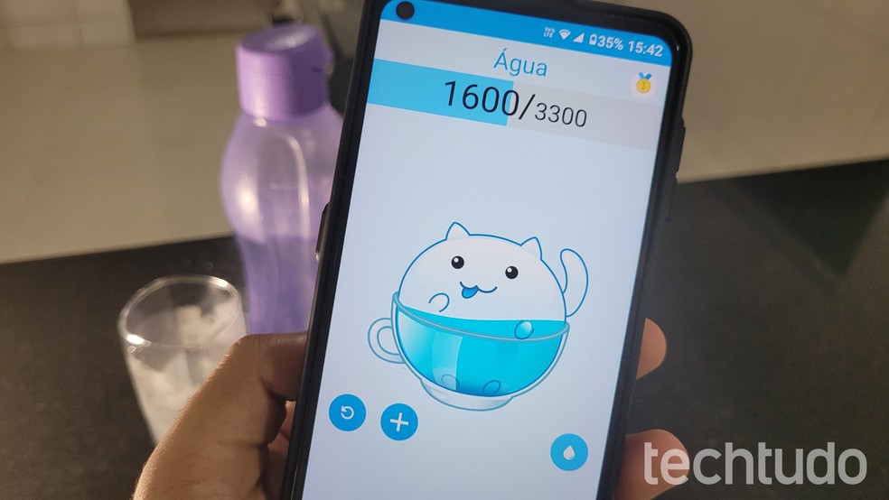 App X: Simplicidade e Eficiência para te Manter na Linha - inspiração 1