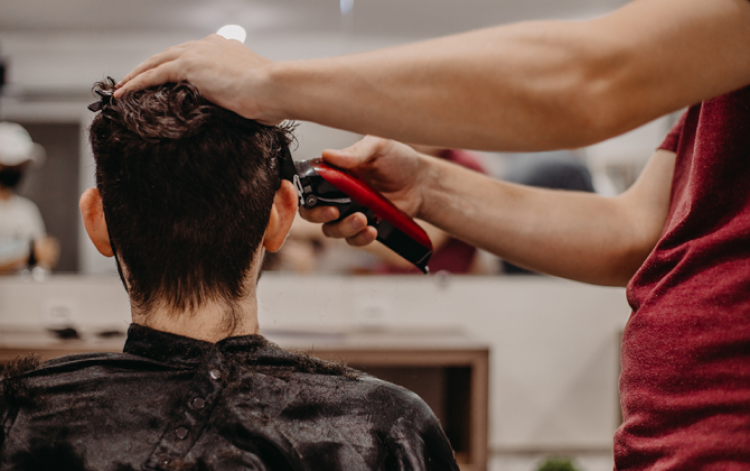 Erros Comuns de Barbeiros Iniciantes (e Como Evitá-los): Minhas Dicas Pra Você Não Cair Nessas Armadilhas