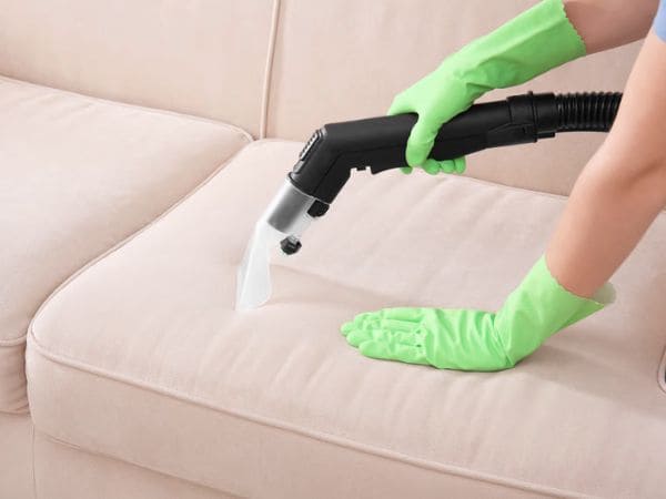 Indo Além: Dicas Avançadas para Limpeza e Manutenção do Seu Estofado