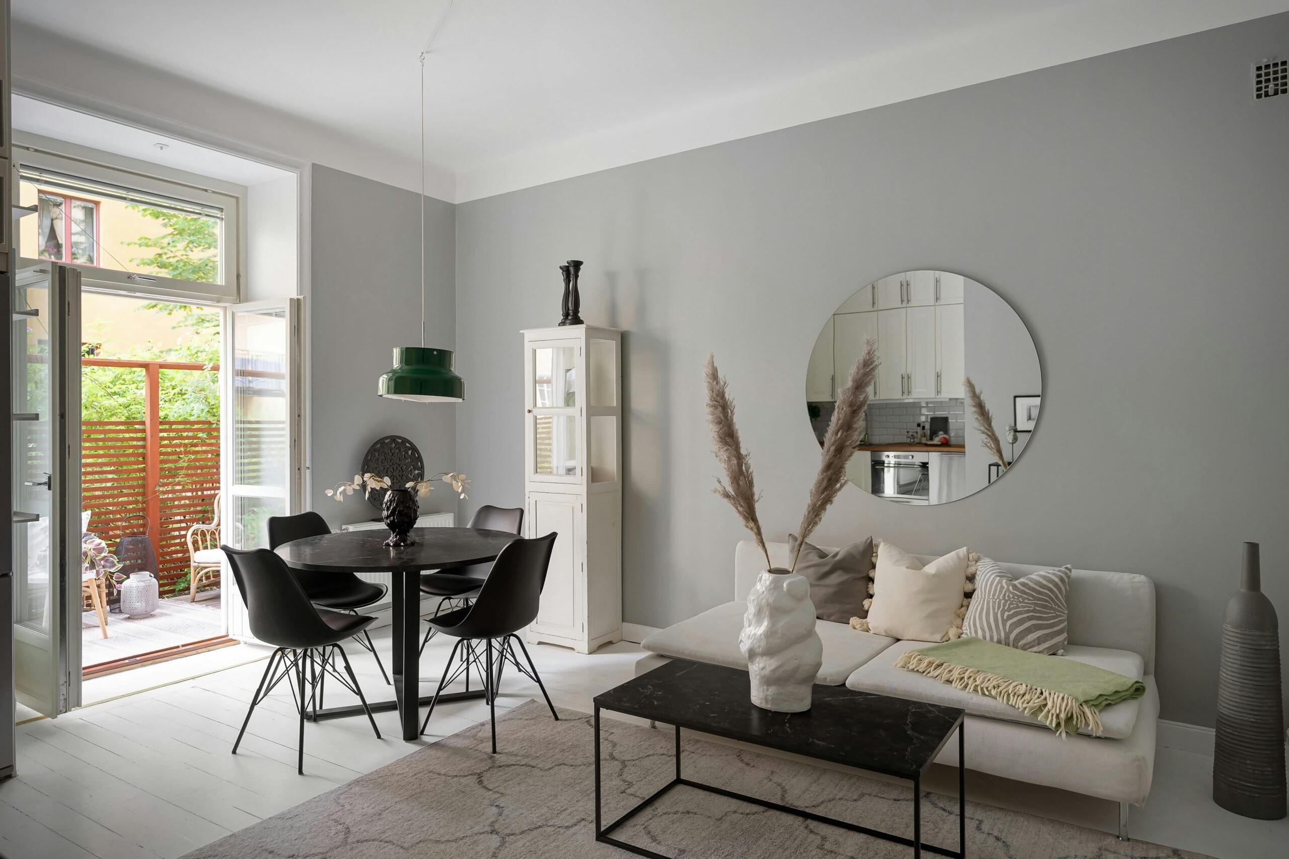 Espelhos com Molduras Ousadas: Pontos de Destaque - inspiração 1