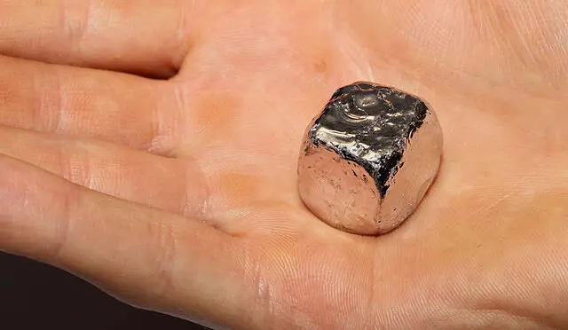 Califórnio-252: O Rei Sintético que Vale Milhões por Grama