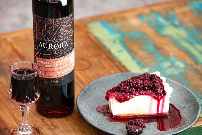 avaliar vinho Aurora Colheita Tardia tinto