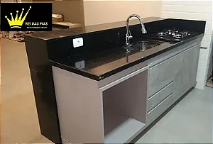 bancada de cozinha com cuba de sobrepor