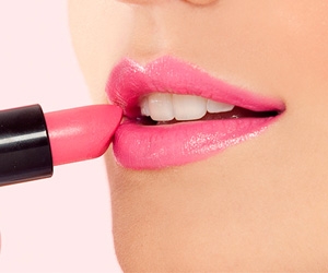 Como escolher o batom rosado perfeito para cada tom de pele