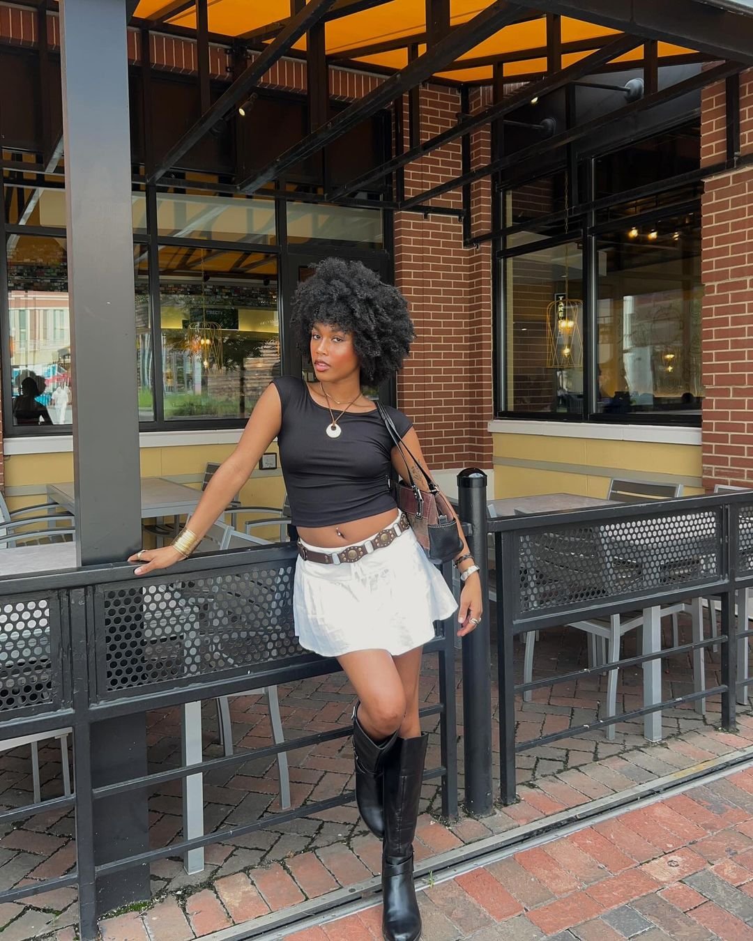looks com bota Pegada