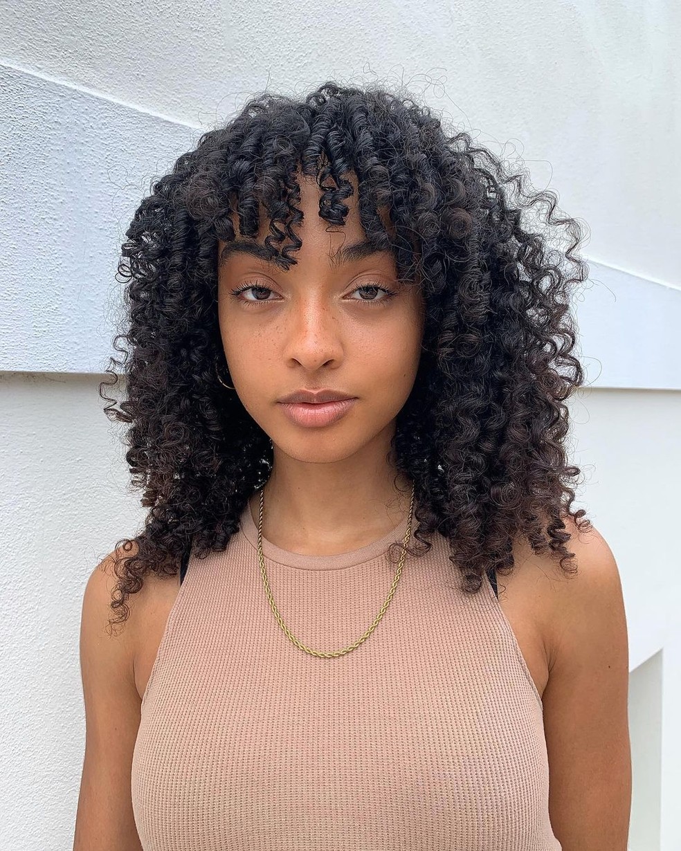 Duração do Botox em Cabelos Cacheados: Fatores que Influenciam o Efeito