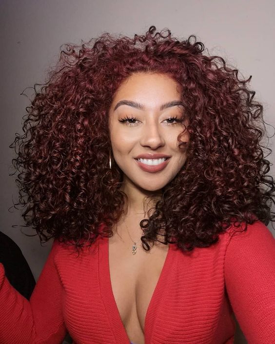 Cabelo Cacheado Ruivo Escuro