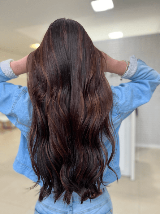 5 ideias de títulos:
1. Guia Completo: Descubra o Tom de Cabelo Castanho Ideal para Você
2. Cabelo Castanho Iluminado: Tendências e Como Conseguir o Look Perfeito
3. Manutenção do Cabelo Castanho: Dicas Essenciais para uma Cor Duradoura
4. De Castanho Claro a Escuro: Explorando a Diversidade de Tons
5. Cabelo Castanho e Pele: Como Escolher a Nuance que Mais Valoriza Seu Rosto