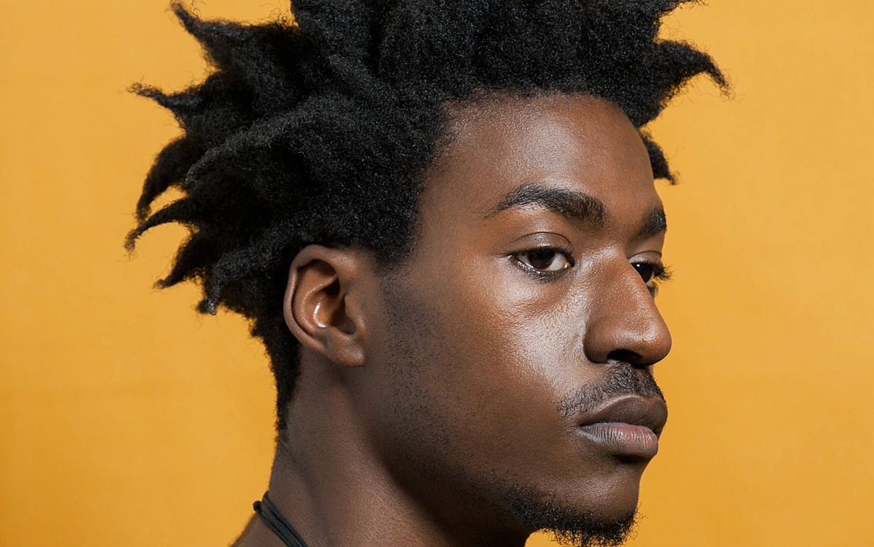 passo a passo nudred cabelo crespo curto