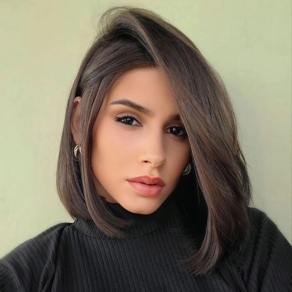 cabelo curto com franja longa