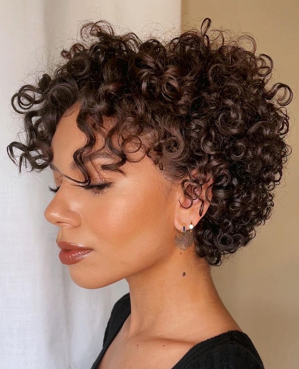Cabelo Curto Crespo Corte