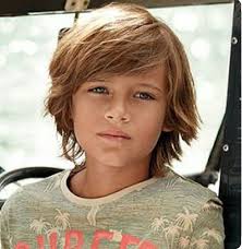 cabelo liso de menino