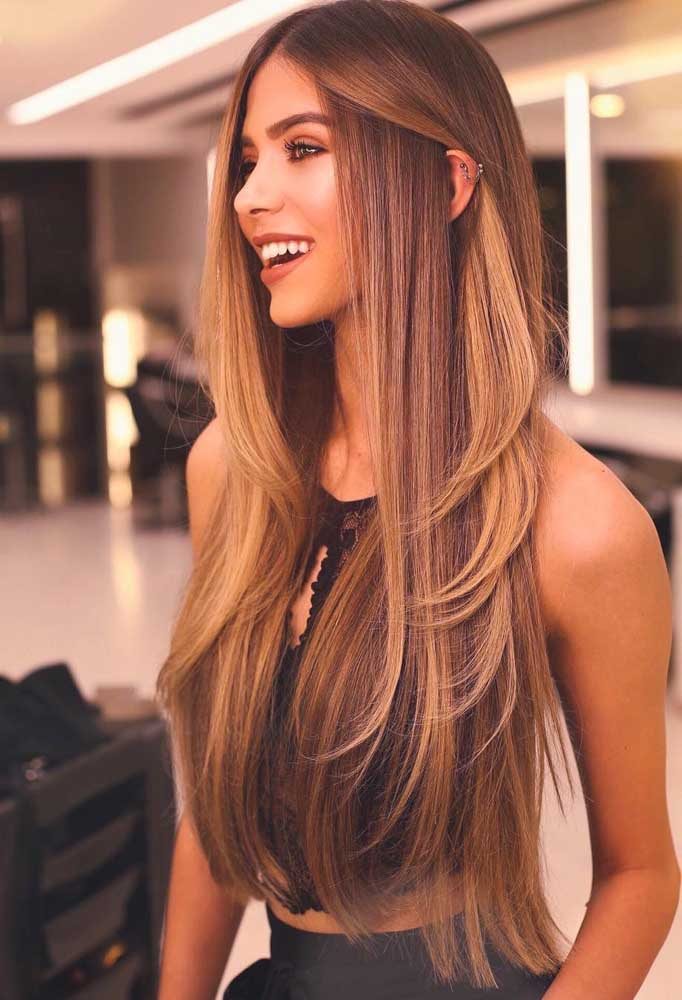cabelo longo com franja
