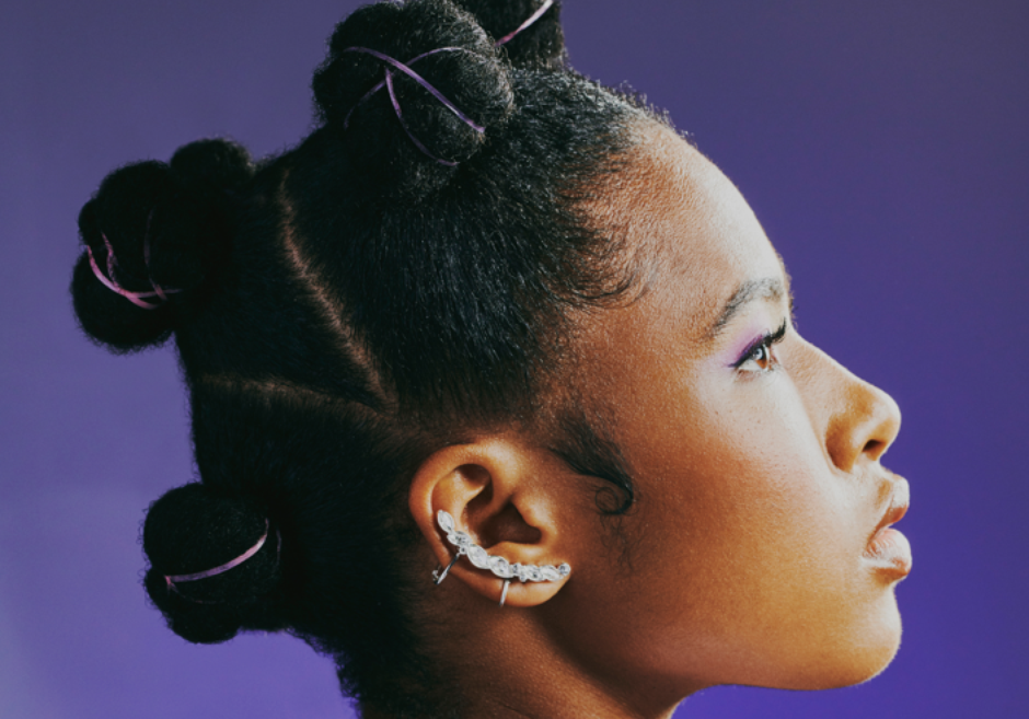 ideias de cabelo maluco para crianças cacheadas