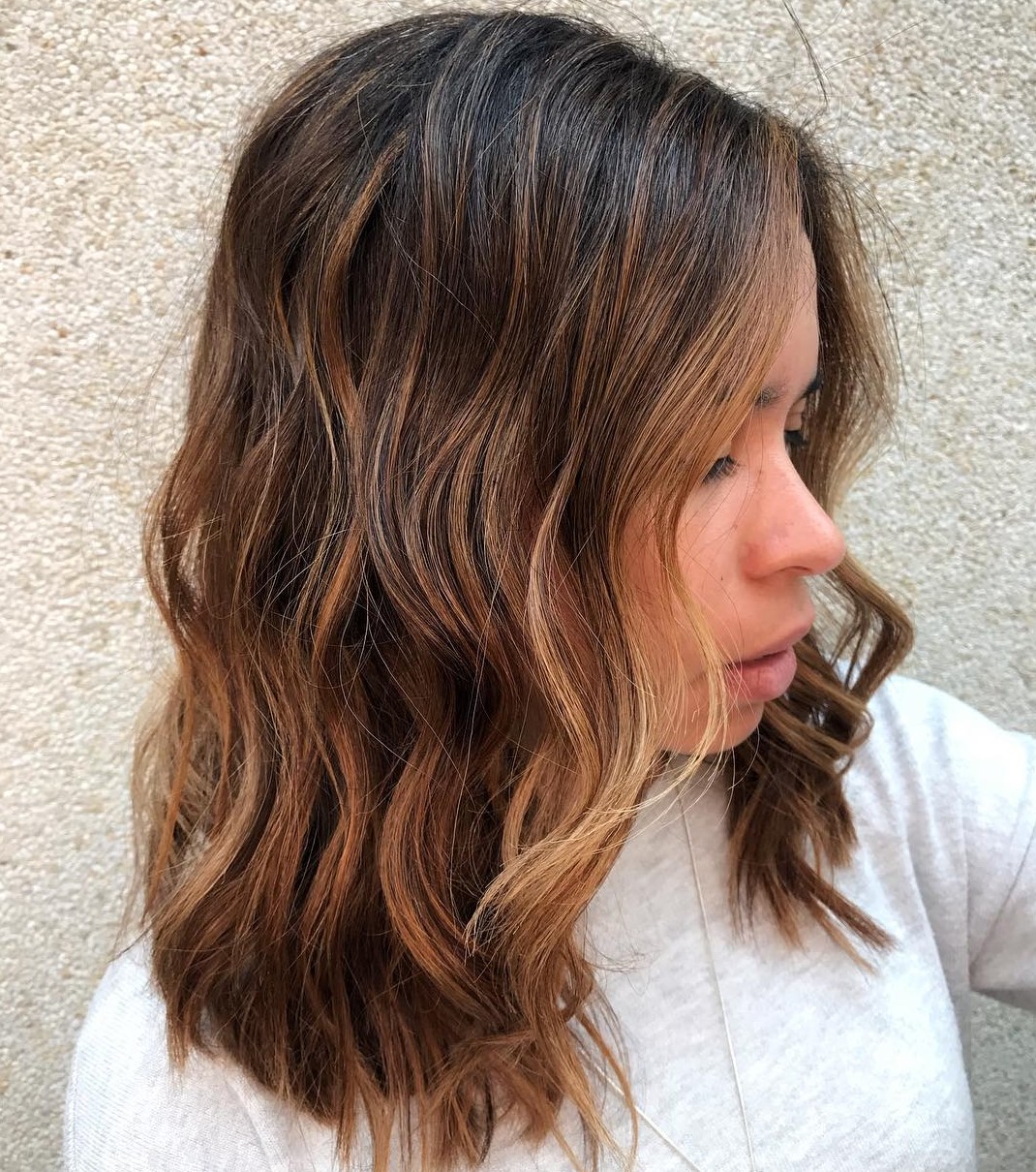 como evitar cabelo oleoso com pomada mate