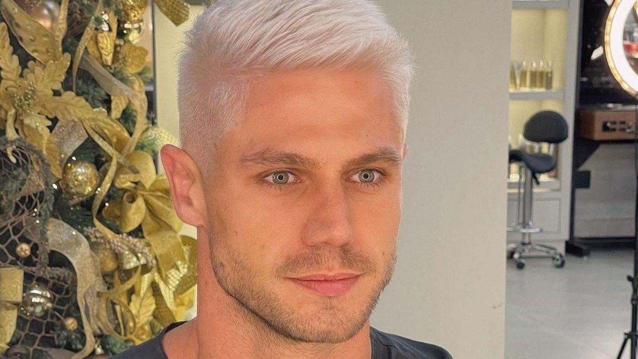 cabelo platinado masculino curto