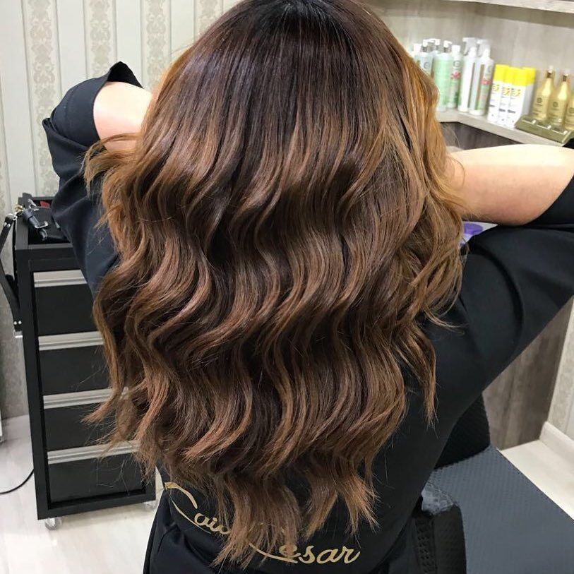 tendências de mechas iluminadas