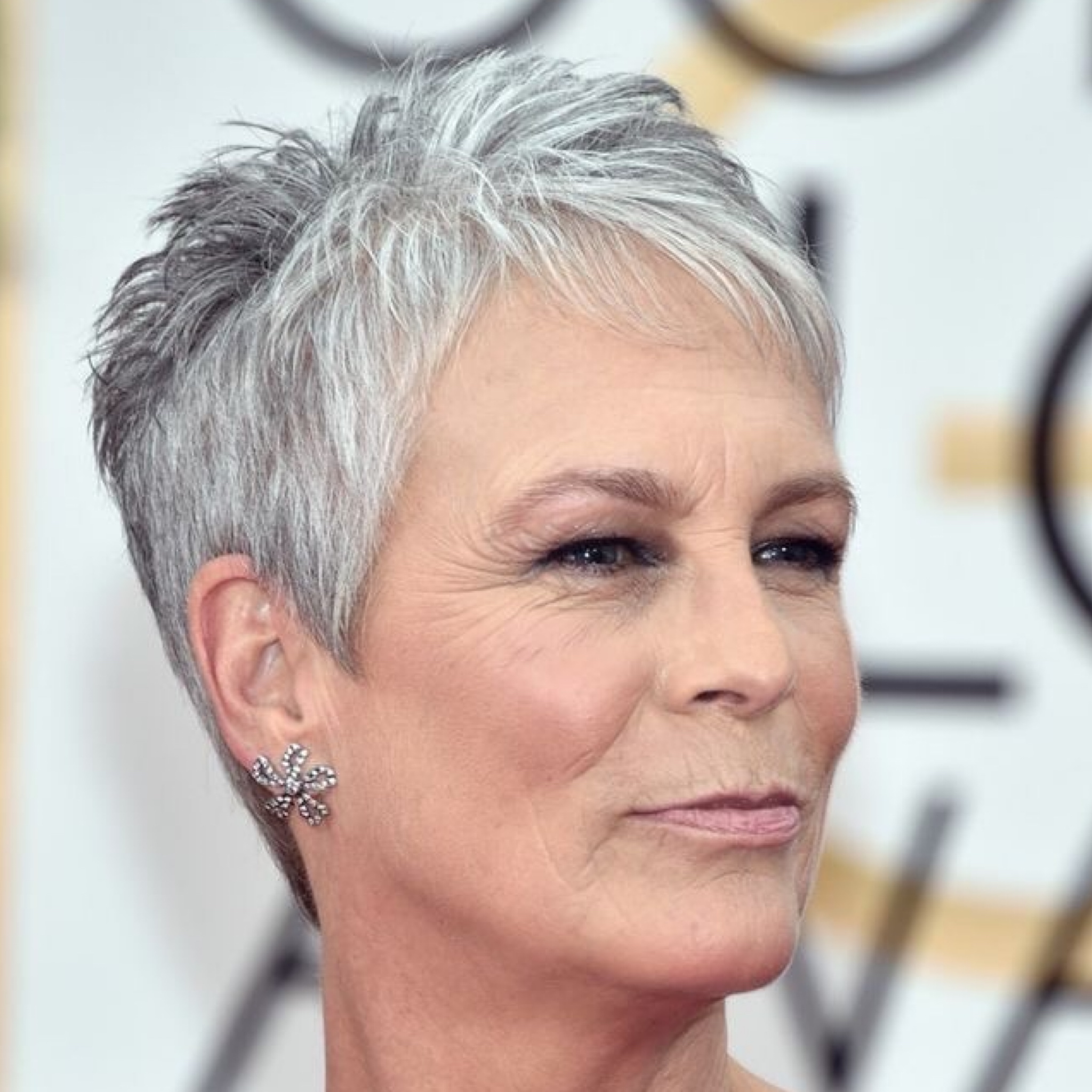 Guia Completo: Cortes Pixie Bob para Rejuvenescer o Visual