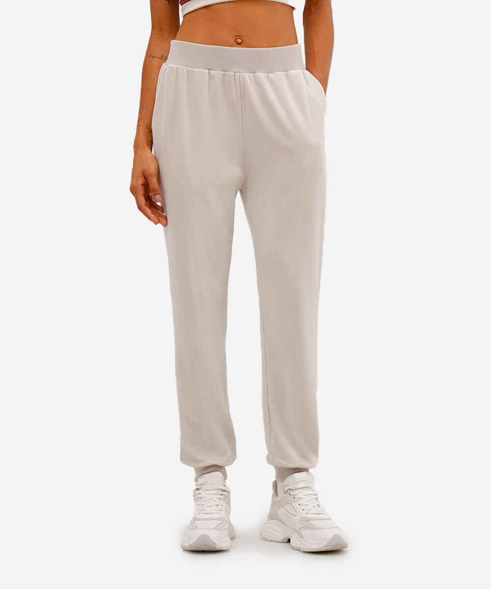 Plush vs. Soft: Entenda as Diferenças e Saiba Qual Tecido é Melhor para o Inverno