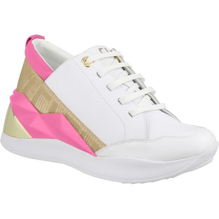 As 5 Sandálias Schutz Mais Desejadas para o Verão 2025