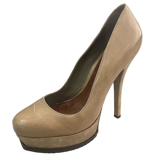 Como Aproveitar as Promoções Schutz e Comprar com Até 50% de Desconto