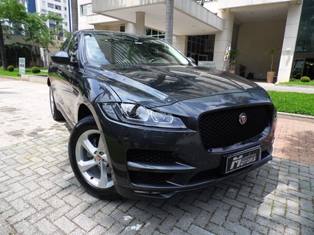 qual o carro mais rápido com a letra f