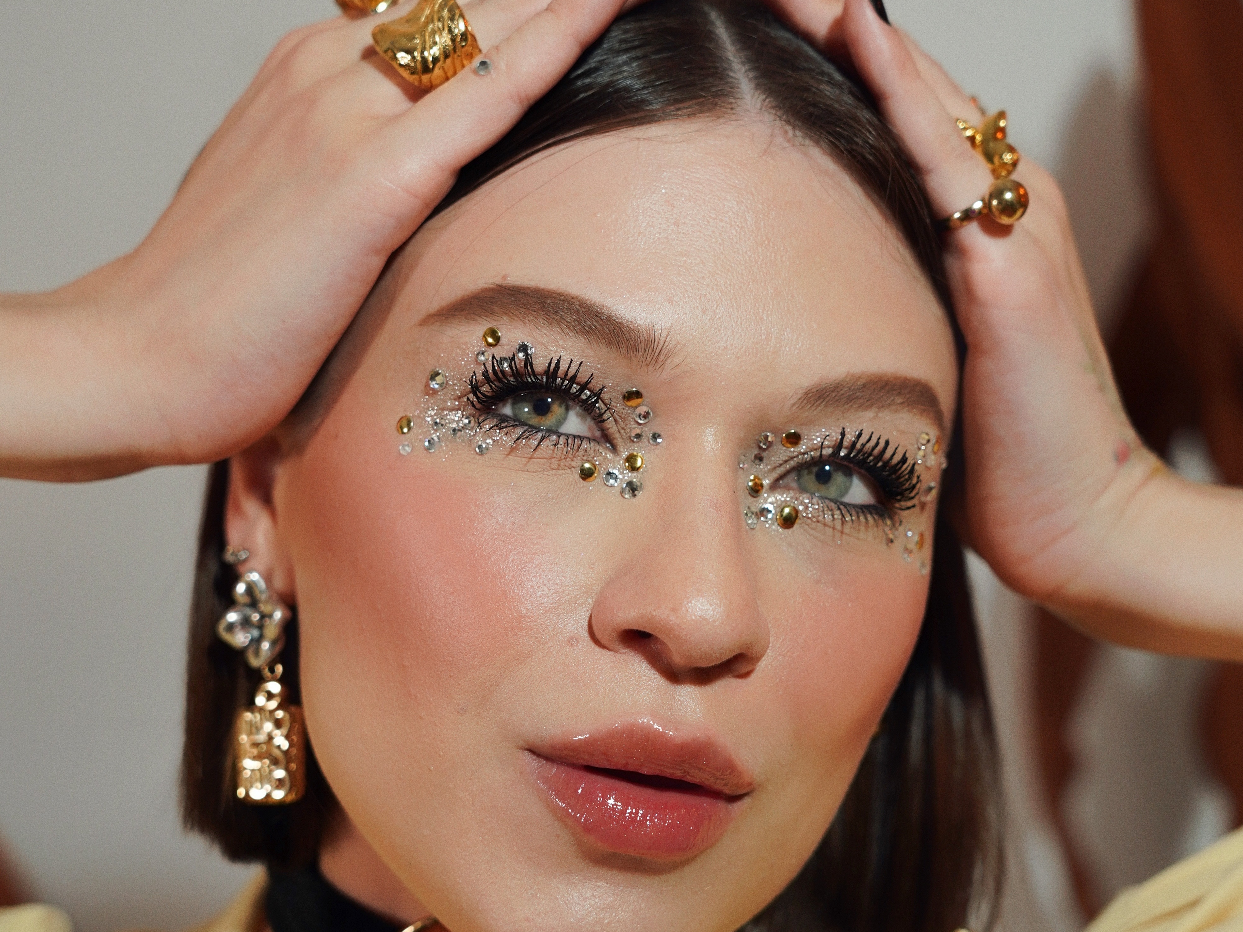 cola de cilios ou fixador de glitter qual o melhor