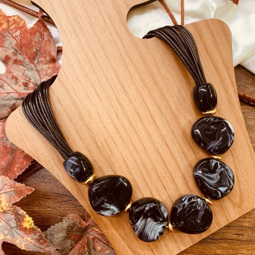 Pingentes e Fechos
4. Onde Comprar Colares de Fio Encerado: Lojas Online e Artesanais
5. Cuidados e Acabamentos para Colares de Fio Encerado Duráveis