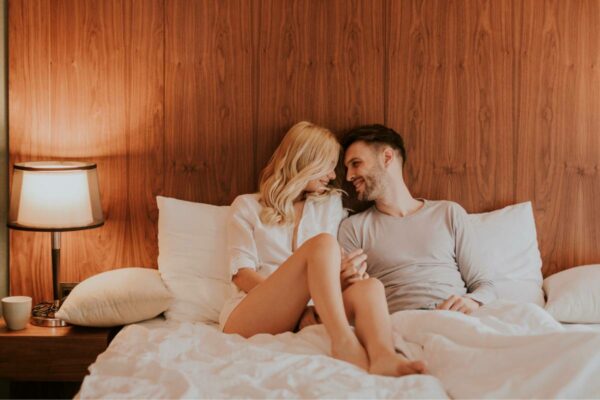 O Poder do Dirty Talk: Frases para Apimentar a Relação