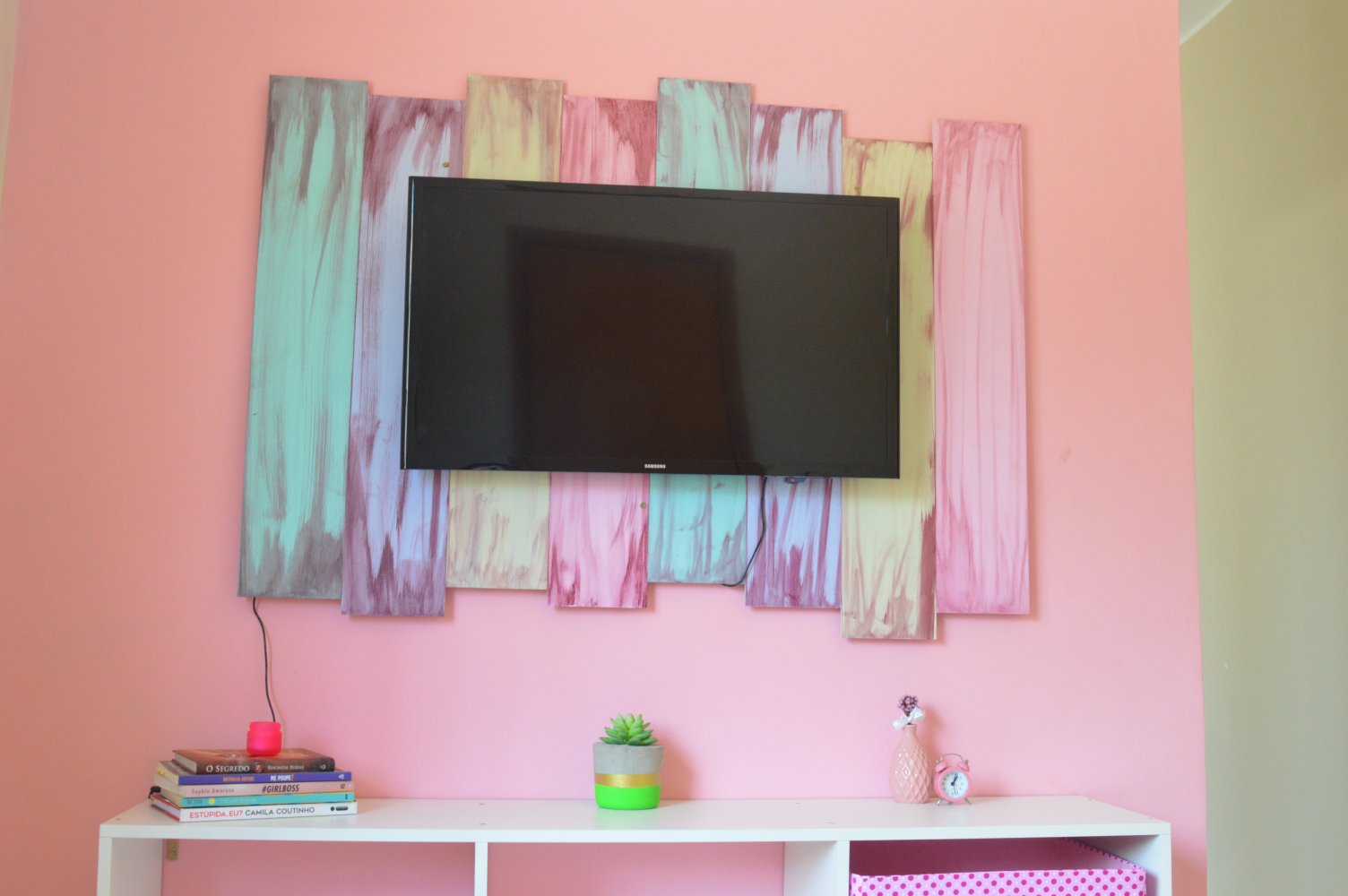 como fazer um painel de tv barato