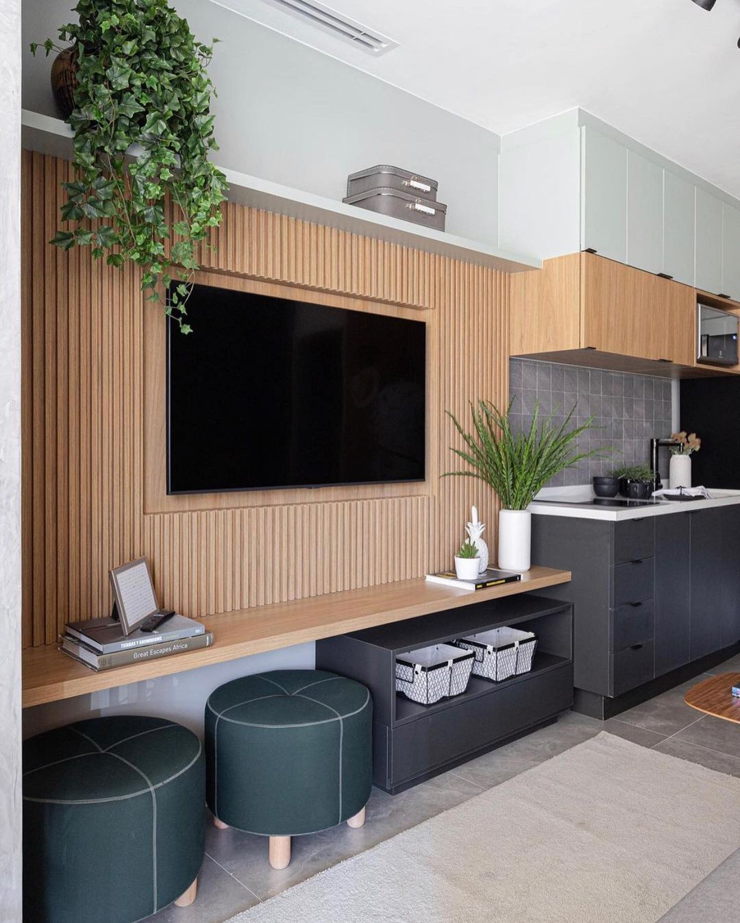 Como Esconder Fios da TV sem Painel: Soluções Criativas e Baratas