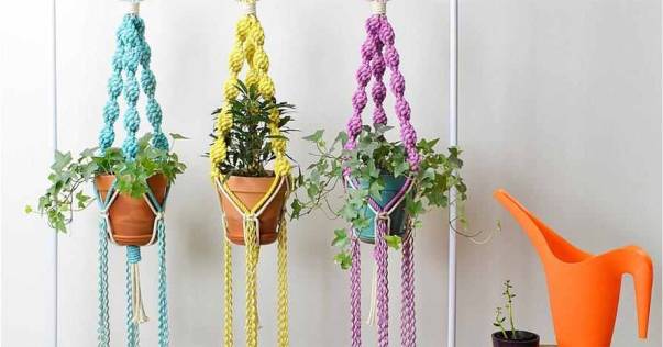 diy macrame plant hanger tutorial
