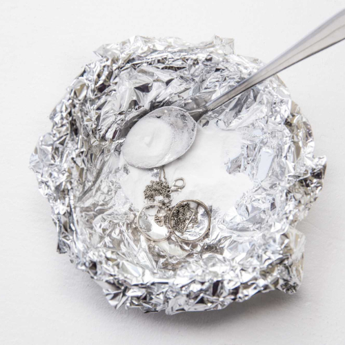 receita caseira para limpar prata escurecida