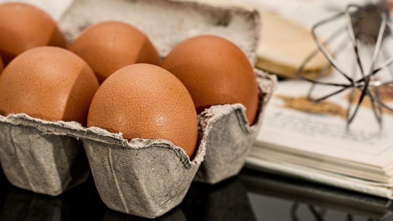 Receitas de Caldas Perfeitas para Bolos: Sabor e Aroma