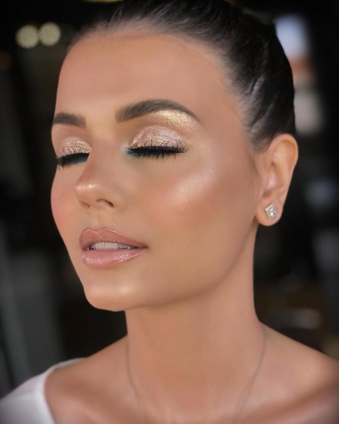 Dominando o Lightroom: Edição Profissional de Maquiagem em 5 Passos