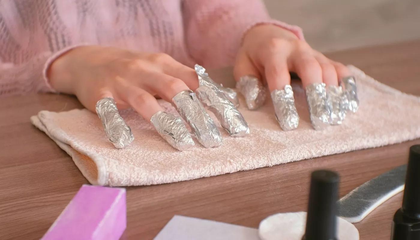 método seguro para remover unha de gel