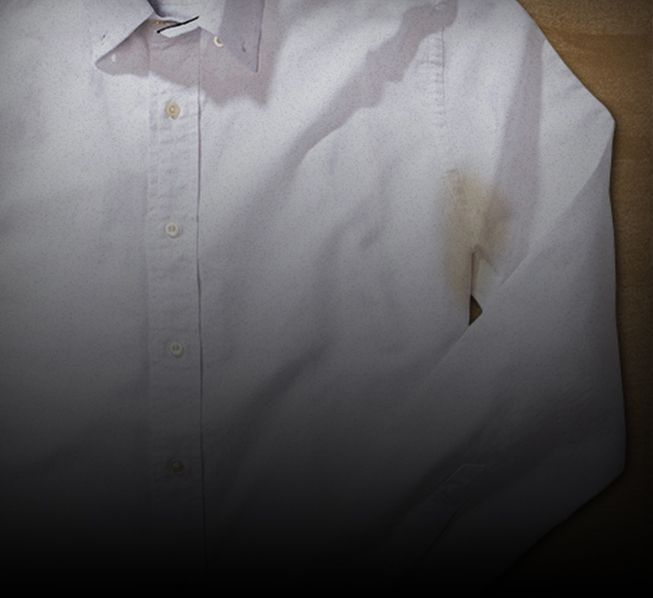 métodos para clarear roupa amarelada