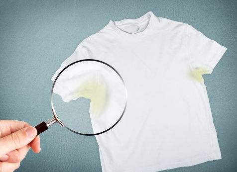 como tirar mancha amarela de roupa guardada