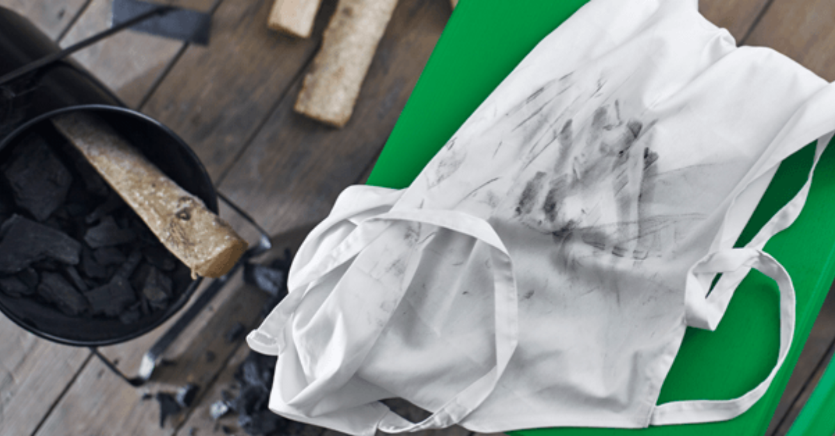 tirar mancha de carvão de tecido delicado