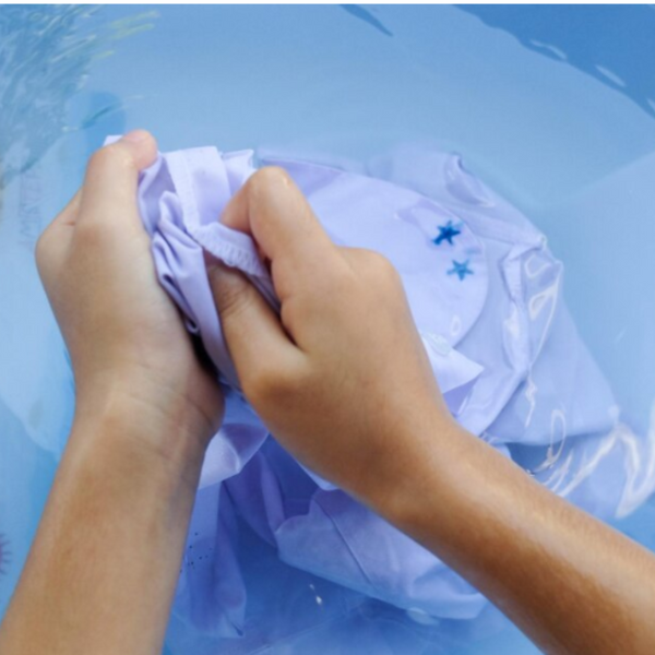 Guia Completo: Como Prevenir Manchas de Desodorante nas Roupas