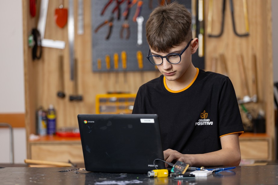 riscos do uso excessivo de telas em adolescentes