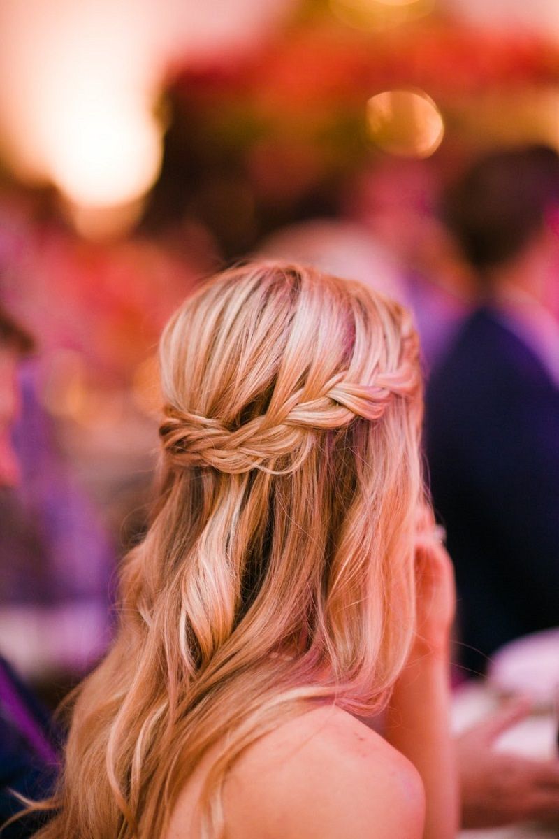 penteado cabelo solto vs preso para casamento