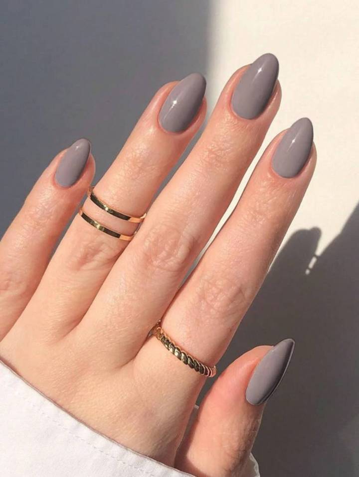 esmalte nude brilhante