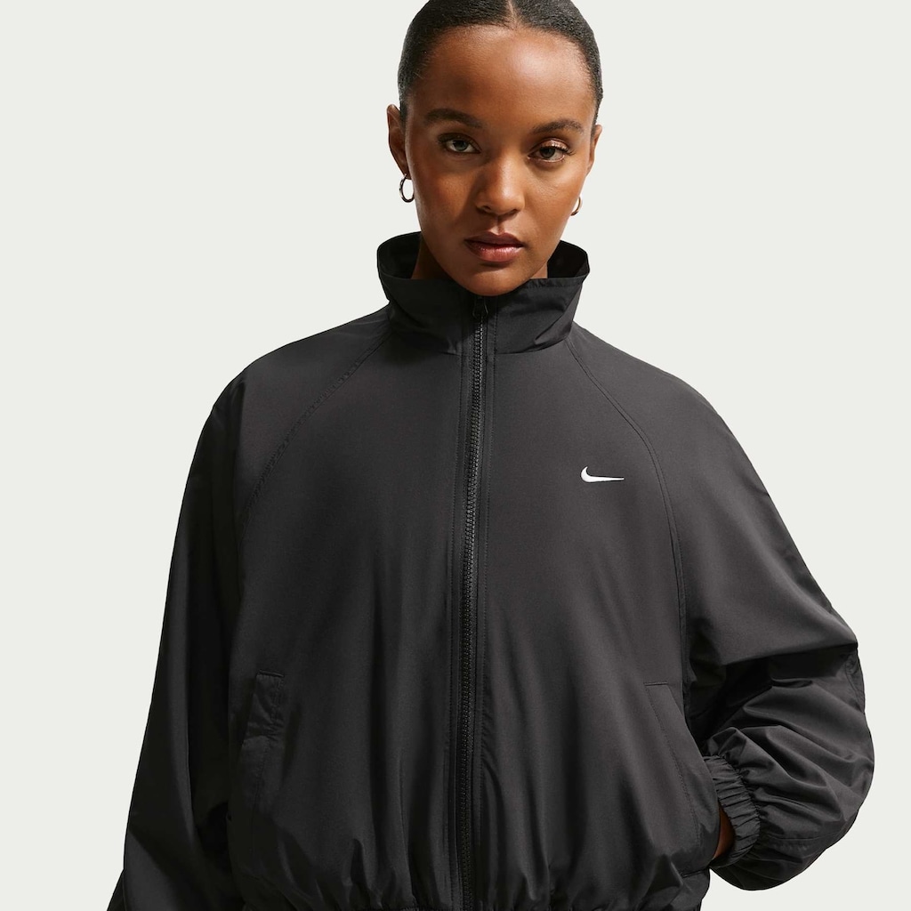 corta vento nike com shorts
