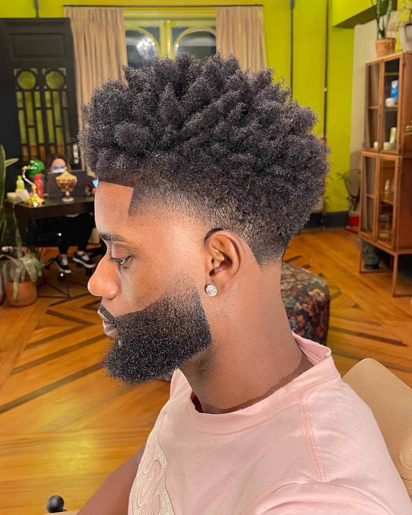 Manutenção do corte americano: Dicas essenciais para cabelo crespo