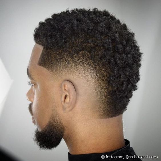 Cortes Masculinos Crespos: Do Degradê ao Black Power, as Tendências Atuais