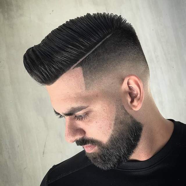 corte em v masculino com degradê