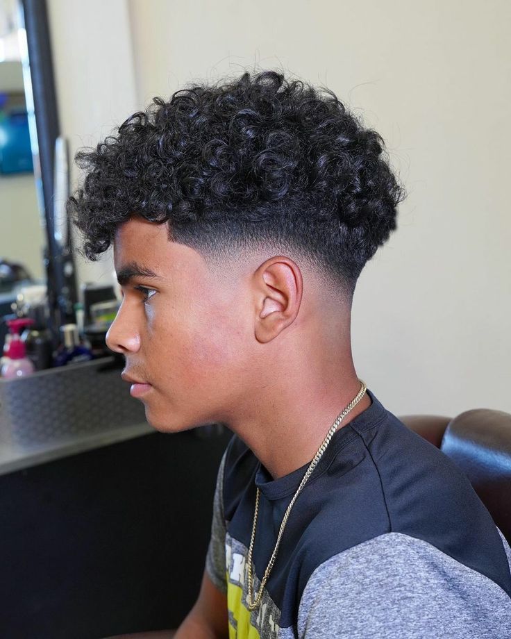 mid fade cabelo crespo