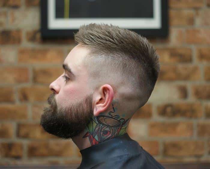 Mid Fade masculino curto