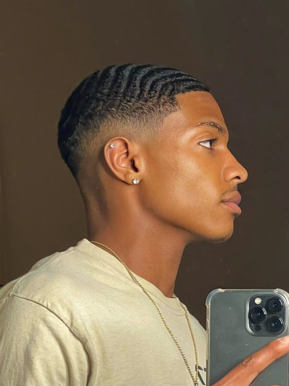 corte degradê masculino crespo